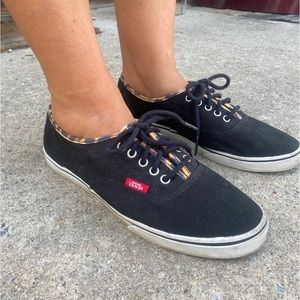Vans leopard print details